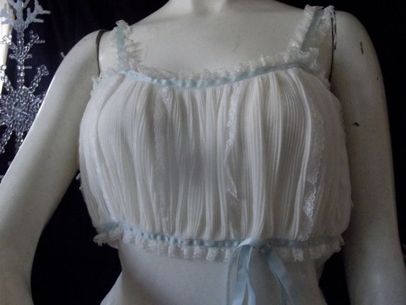 50's 60's Detailed Pegnoir Set