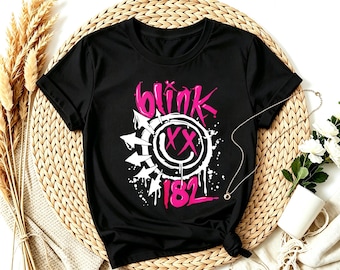 Blink 182 Pink Graffiti Arrow Smiley Face T-Shirt, Retro 90s Pop Punk Band Grunge Music Fan Casual Tee