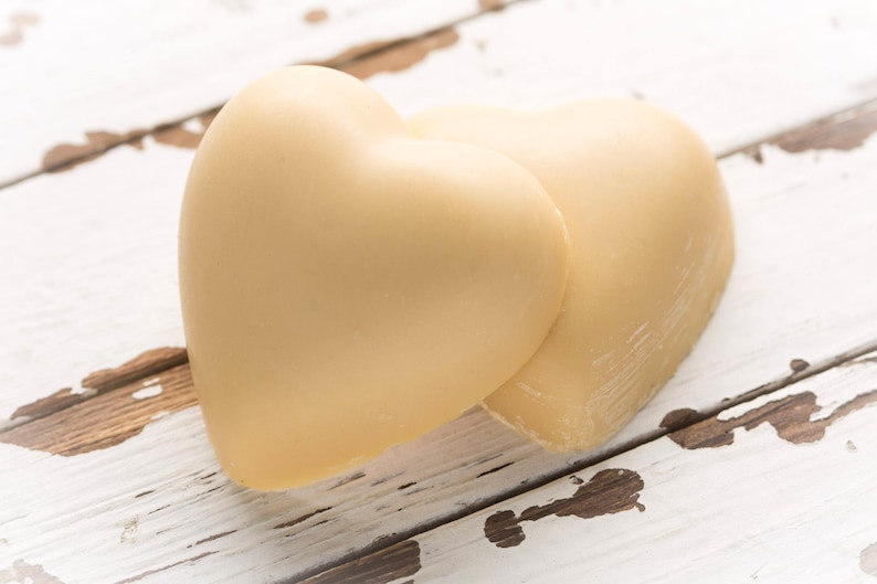 Gretta's Goats organic chunky heart goat milk soap. COME CHECK OUT these gorgeous Etsy handmade decor finds for the home!