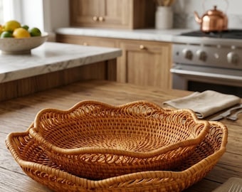 Round Rattan Basket, Wicker Food Organizer for Kitchen, Bread & Fruit Storage