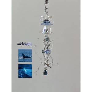 Handmade Jellyfish Keychain – Ocean Theme Bag Charm midnight