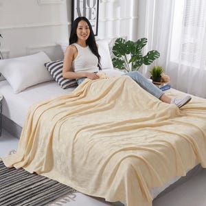Couverture d'été florale 100 % fibre de bambou, jeté de couette léger et respirant, couvre-lit doux et rafraîchissant, jeté pour dormir chaud, literie de voyage sur canapé