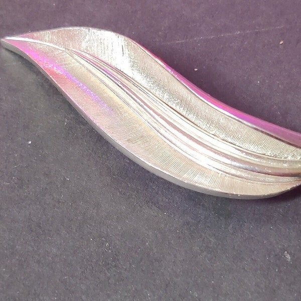 Designer Vintage Marboux 1032 Long Silver Leaf Brooch Pin