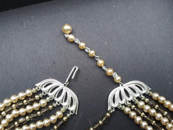 Vintage Japan Faux Pearl and Gray 6 Strand Neckla… - image 4