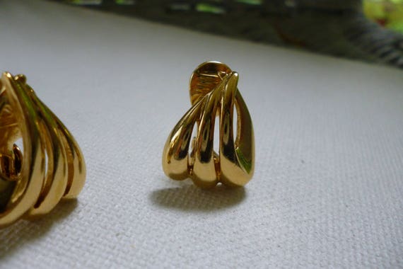 Monet Gold Toned Triangle Clip On Earrings - image 2