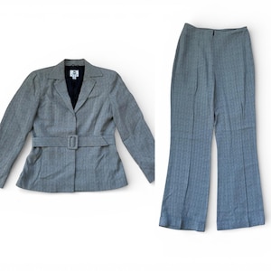 80's Vintage Renfrew Grey Herringbone Tweed Two Piece Belted Blazer Jacket and Pants Suit Size 2