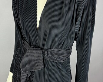 1970s “JH Jack Hartley Inc., Miami” Black Pleated Wrap Skirt Blouse Belt 3 Pc. SET - Size XS w/Room