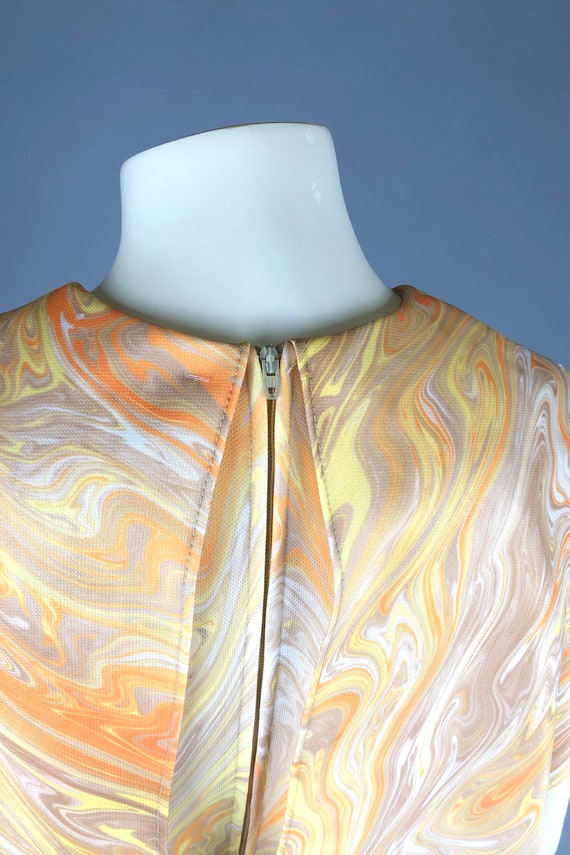 1970s Yellow & Orange Swirl, Marble-Print Dress w… - image 4