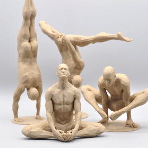 Männliche Skulptur, inspiriert von Calisthenics, Yoga und Gymnastik (Low-Poly-Stil)