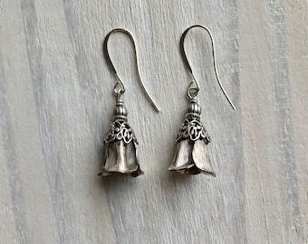 Silver Tulip Drop Earrings, Vintage, Antique, Art Nouveau, Floral, Flowers, Calla Lillies, Gifts for Her