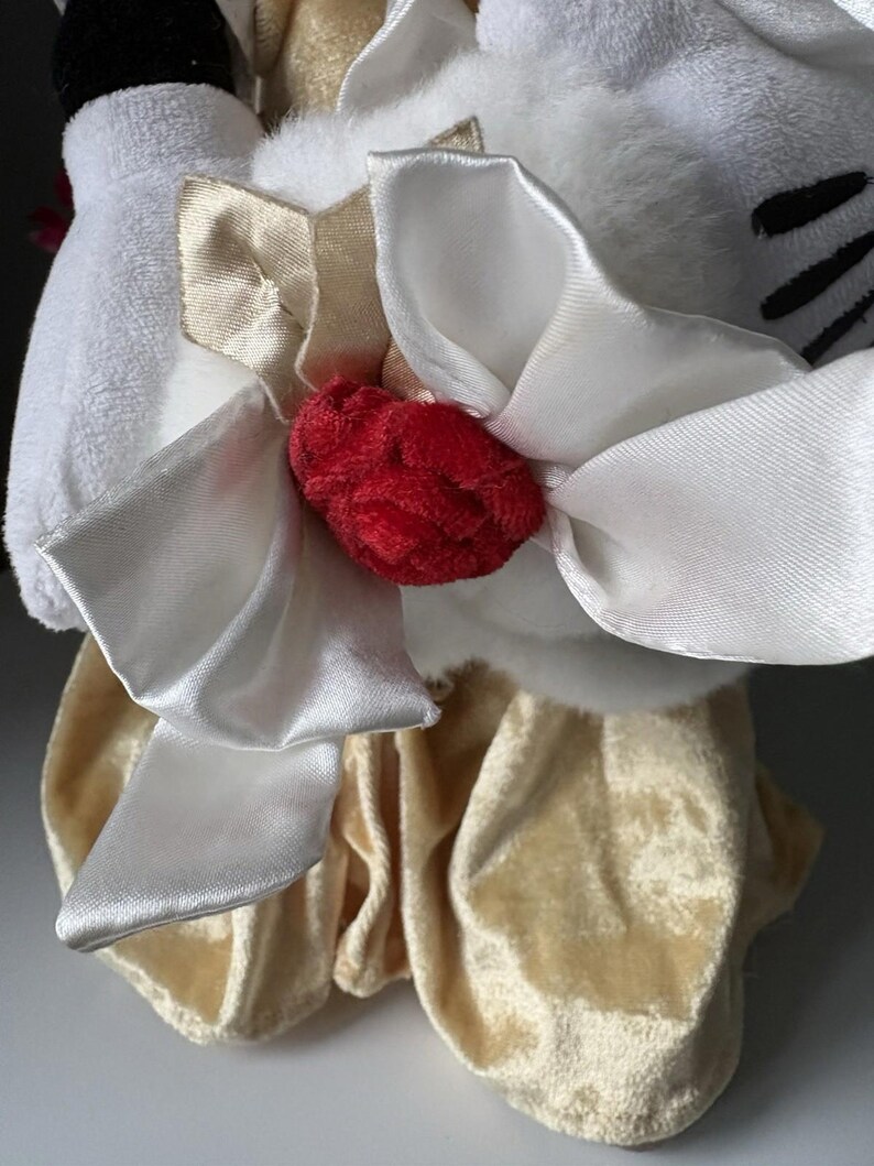 Peluche vintage de Minnie Mouse de Disney, estilo victoriano navideño, 40 cm de alto. imagen 3