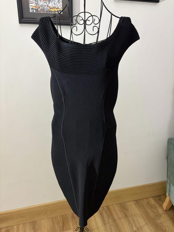 Reiss, Reiss Vintage Black Pencil Dress In Size Medium, Length 37 Inches