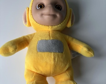 Peluche de Laa Laa de los Teletubbies, 28 cm de alto, vintage de 1999.