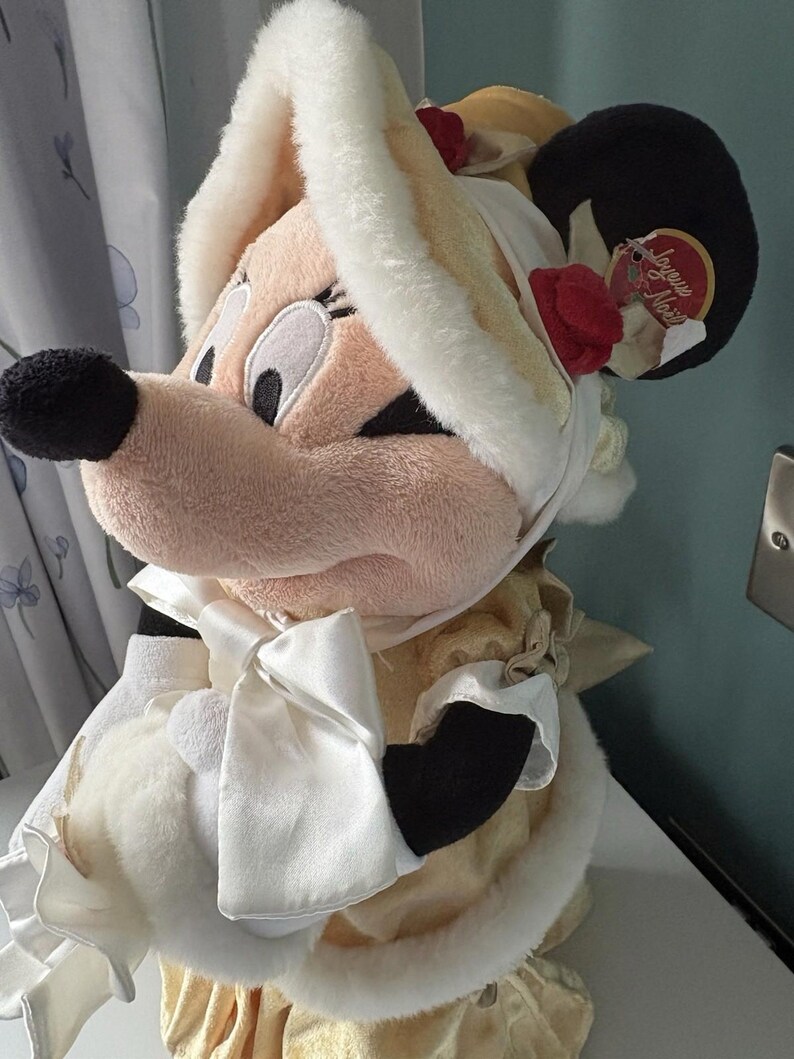 Peluche vintage de Minnie Mouse de Disney, estilo victoriano navideño, 40 cm de alto. imagen 2