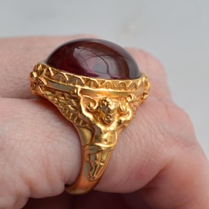 Vintage Elizabeth Taylor Avon Ring, Gilded Age Faux Ruby, Matte 22K Gold Plated Cherub, Size 7 Cocktail Ring, Renaissance Revival Gift
