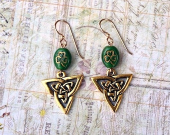 Green Clover Earrings, St. Patrick's Day Earrings, Celtic Earrings, Irish Earrings, Clover Earrings, Shamrock Earrings, Holiday Earrings