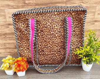 Katoenen gewatteerde draagtas met luipaardprint, handgemaakte schoudertas met esthetische dierenprint, boodschappentas, reisstrandtas voor vrouwen