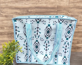 Cotton Quilted Handmade Tote Bag, White Base Floral Print Tote Bag, Boho Style Grocery Shopping Bag, Gift for Women, Everyday Shoulder Bag