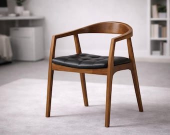 Houten eetkamerstoel, moderne eetkamerstoelen gestoffeerd in Scandinavische stijl uit het midden van de eeuw met zwart leren zitting