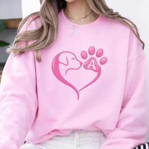 Benutzerdefinierte Anfang Hunde Herz Puff Sweatshirt, personalisierte geprägte Hunde Mama Hoodie, 3D Pfotenabdruck Rundhalsausschnitt