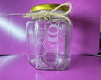 Bee Honey Jar with Wooden Dipper | Frosted Honeycomb Glass Storage (Gold Lid)