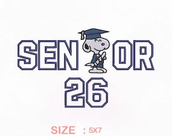 Diseño de bordado de Snoopy Senior 2026 / Graduación (bastidor de 5x7)