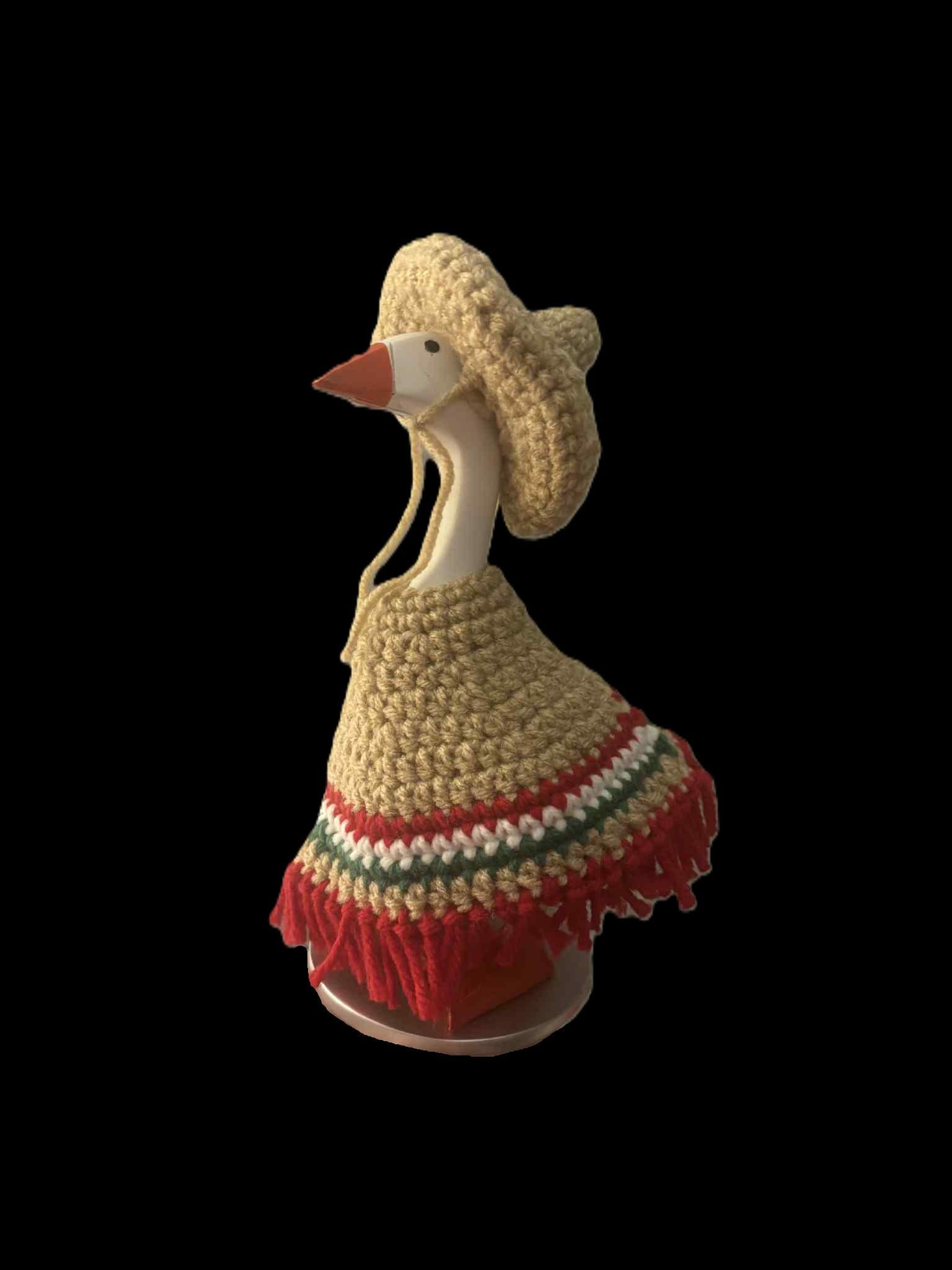 7-Inch Desk Goose Sombrero and Poncho Pattern