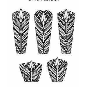 Könnte beinhalten: Schwarz-weiße polynesische Speerkopf-Shin-Tattoo-Flash-Designs. Das Bild zeigt fünf Tattoo-Designs mit komplizierten Mustern und den Texten "POLYNESIAN SPEAR HEAD SHIN TATTOO FLASH" und "PRO FLASH PACK Printable Tattoo Design".