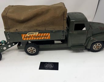 Vintage Buddy L geperste stalen legertransportwagen met luifel en kanon
