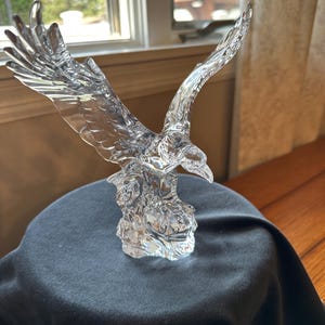 Princess House Wonders of the Wild lead crystal eagle