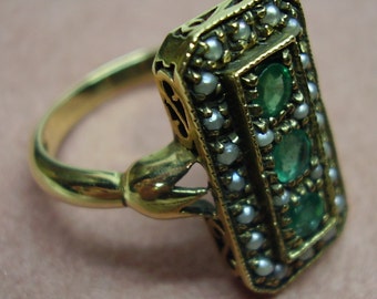 Unique Estate Emerald and Seed Pearl  14KT Yellow Gold Ring