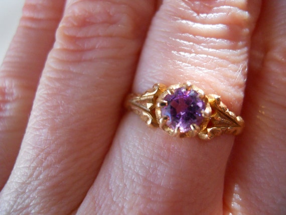 Antique Gold and Amethyst Ring size 7 1/2