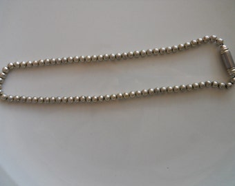 Silver beaded necklace with magnet clasp