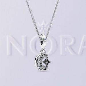 Sparkling Crescent Moon & Spinnable Star Necklace 45cm