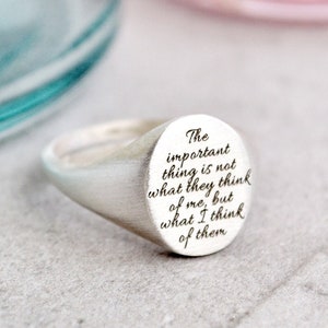 The Important Thing Signet Ring,Oval Pinky Ring Quote,Villanelle Ring,Eve Oval Ring,Personalized Gift,Killing Custom Signet Ring,Sorry Baby