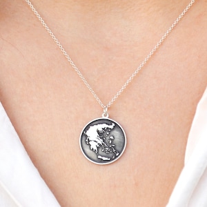 Griekenland kaart ketting – handgemaakte hanger met reliëf, geoxideerd sterlingzilver Grieks, Athene reis souvenir sieraden cadeau voor haar