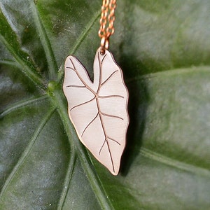 Alocasia Leaf Necklace, Gold Aroid Leaf Houseplant Pendant, Alocasia Frydek Leaf, Foliage Necklace, Colocasia Plant Lover Lady Necklace Gift