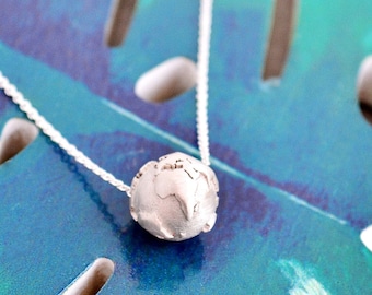 World Map Necklace, Minimalist Globe Pendant, Handmade 3D Travel Jewelry Gift for Women and Travelers, Christmas Present Charm