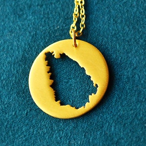Spetses Halskette, Spetses Charme, Insel Spetses, Umriss der griechischen Insel, Spetses Karte, Spetses Liebhaber, handgemachter Griechenland Regatta Geschenkschmuck