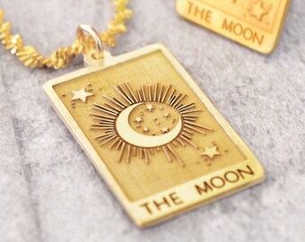 The Moon Gold Necklace, Celestial Necklace, Half Moon Necklace, Complete Gift, Tarot Moon Necklace, Tarot Card Necklace, Tarot Jewelry