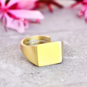 Square Custom Signet Ring Men, Initial Pinky Signet Ring,Gift for Her,Gift for Women,Promise Ring ,Personalized Initial Ring,Engraved Ring