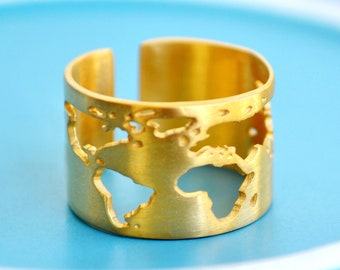 Gold Travel Ring, Gift For Traveler, World Map Globe Jewelry, Jetsetter Wayfarer Chunky Ring, Travel Gift Wanderlust Jewelry,Graduation Gift