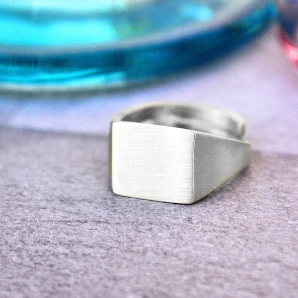 Chevalière homme, chevalière personnalisée, cadeau personnalisé, bague carrée, cadeau petit ami, bague initiale, bague prénom, cadeau homme, bague homme/papa