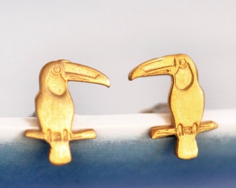 Toucan Studs, Toucan Jewelry, Bird Jewelry, Toucan Gifts, Toucan Earrings, Toucan Lover Gift ,Toucan Bird,Animal Jewelry,Tropical Jewelry