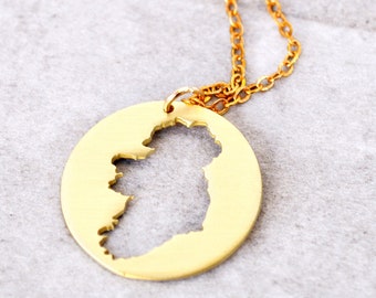 Ireland Map Necklace,Ireland Pendant,Ireland Necklace,Ireland Souvenir,Ireland Gift,Ireland Outline,Ireland Jewelry/Ireland Charm/Irish Gift