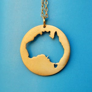 Collar con el mapa de Australia: colgante de plata de ley o oro, recuerdo de viaje