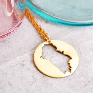 Ios Halskette, Ios Souvenir, Ios Anhänger, Ios Karte, Ios Geschenke, Karte von Ios, griechisches Souvenir, Ios Umriss, Ios Charme, Ios Griechenland, Made in Griechenland, griechisches Geschenk