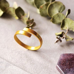 Anillo de doble vuelta personalizado hecho a mano, banda con iniciales y nombre personalizado, joyería con nombre para bebés gemelos y mamás primerizas, regalos para novias y mujeres.