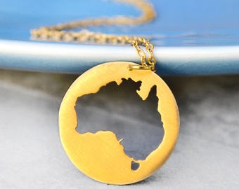Australia Map Necklace – Handmade Outline Pendant, Gold or Silver Aussie Souvenir Jewelry Gift