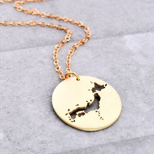 Collier carte du Japon, pendentif du Japon, collier japonais, cadeau japonais, contour du Japon, souvenir japonais, breloque du Japon, bijoux japonais